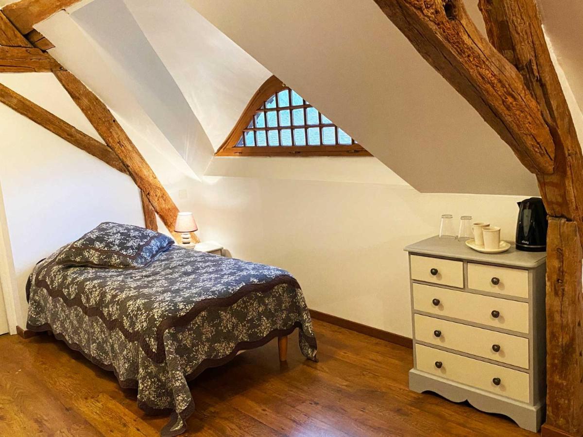 Bed and Breakfast Le Moulin De Pasnel Монто Экстерьер фото